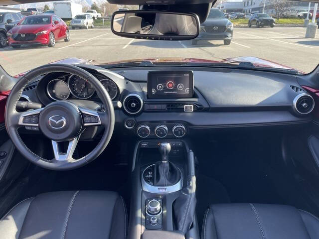 2022 Mazda MX-5 Miata RF Grand Touring