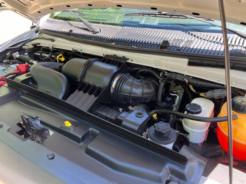 2014 Ford E-Series E-350 SD