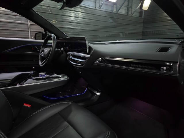 2024 Cadillac LYRIQ Sport 1