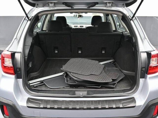 2019 Subaru Outback 2.5i