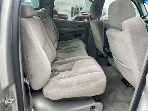 2005 Chevrolet Avalanche 1500 LS