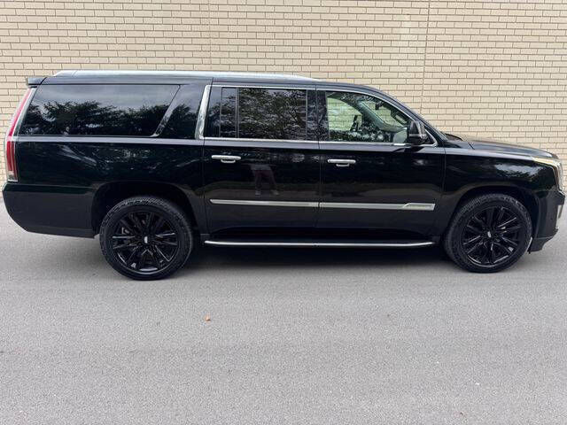 2020 Cadillac Escalade ESV Luxury