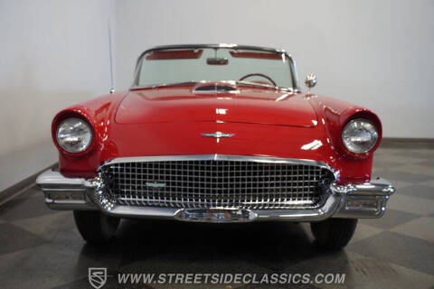 1957 Ford Thunderbird