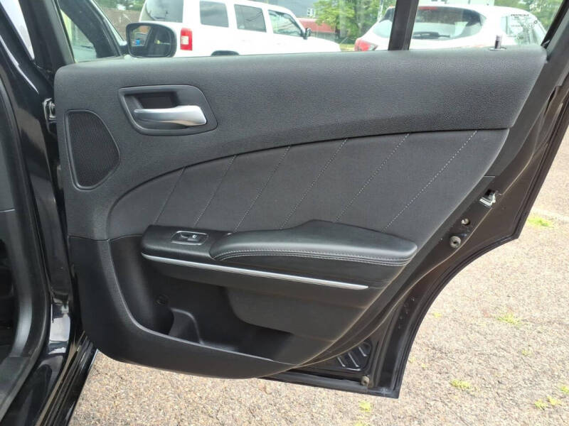 2016 Dodge Charger SXT