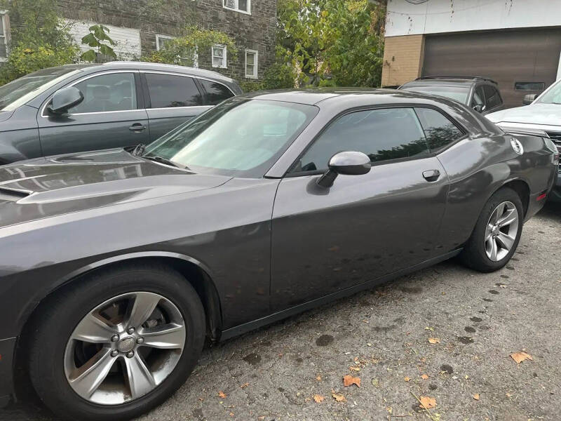 2016 Dodge Challenger SXT