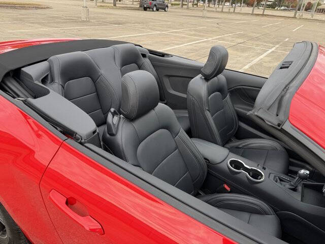 2025 Ford Mustang EcoBoost Premium