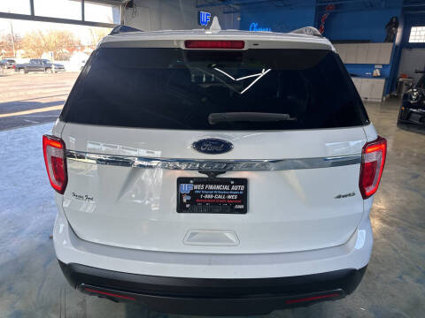 2016 Ford Explorer