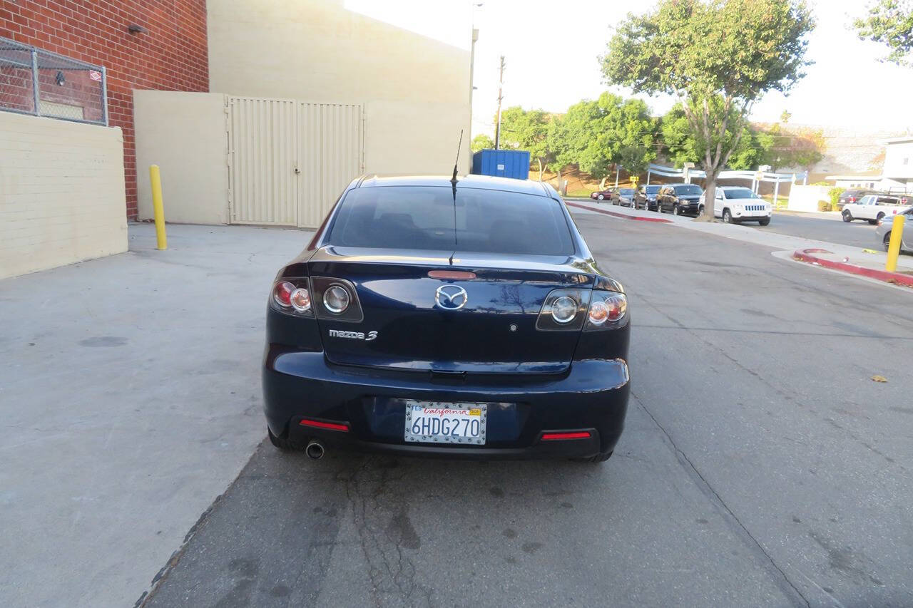 2009 Mazda Mazda3 for sale at The Car Vendor LLC in Bellflower, CA