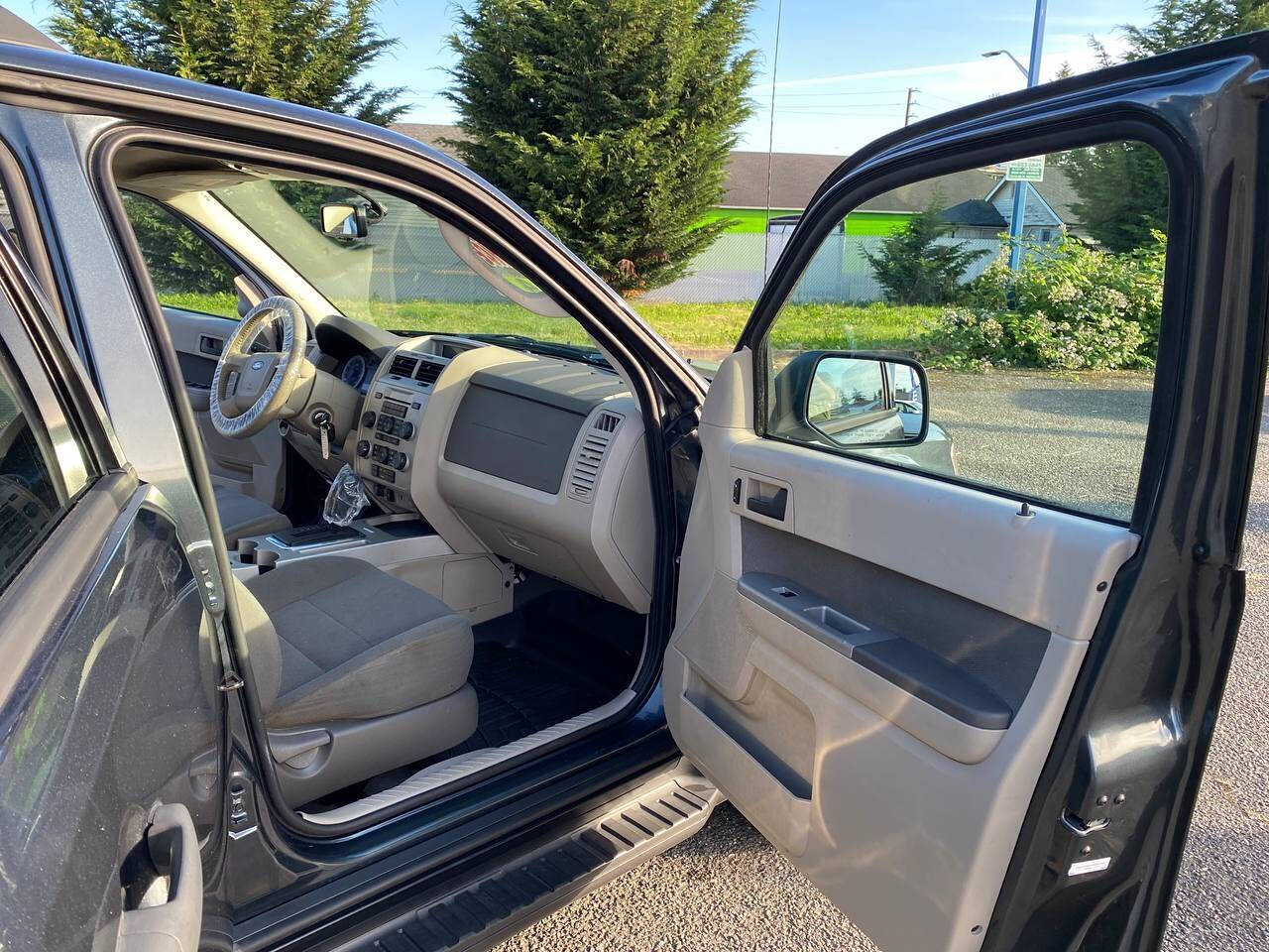 2009 Ford Escape for sale at OXY AUTO in Marysville, WA