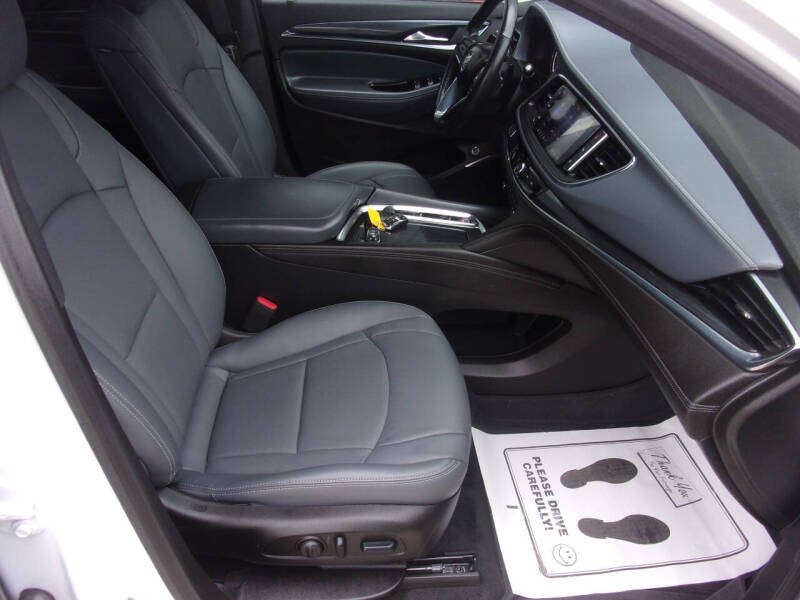 2024 Buick Enclave Essence