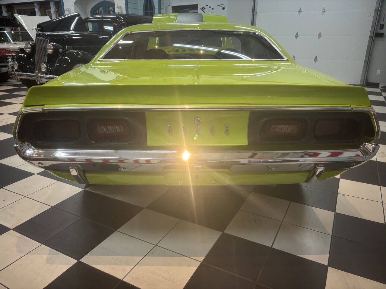1972 Dodge Challenger 13