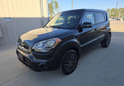 2013 Kia Soul +
