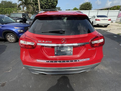 2017 Mercedes-Benz GLA GLA 250