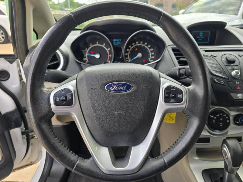 2014 Ford Fiesta SE