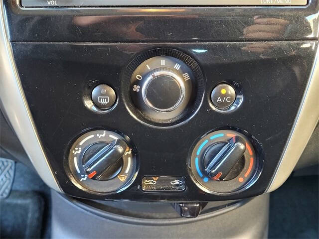 2015 Nissan Versa Note SV