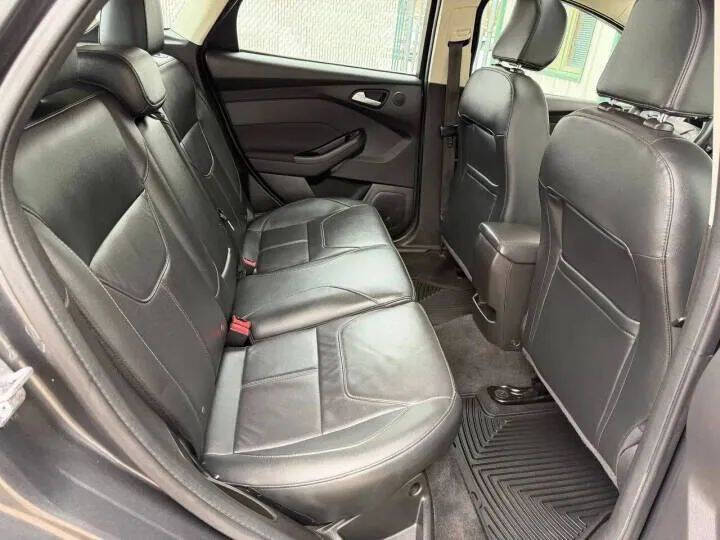 2017 Ford Focus Titanium
