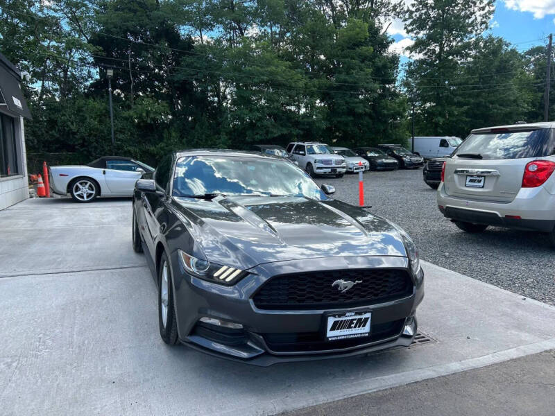 2017 Ford Mustang V6