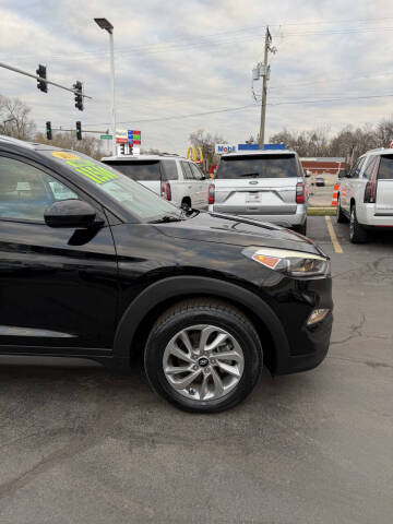 2016 Hyundai Tucson SE