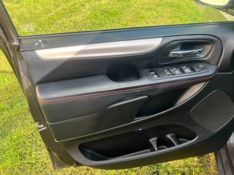 2016 Dodge Grand Caravan R/T
