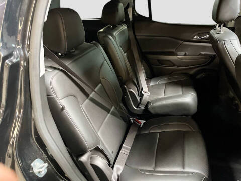 2022 GMC Acadia SLT