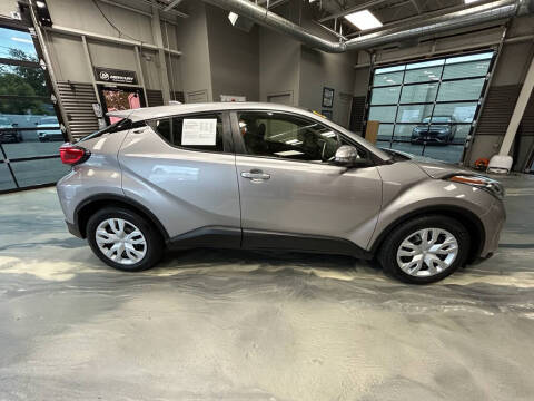 2020 Toyota C-HR LE