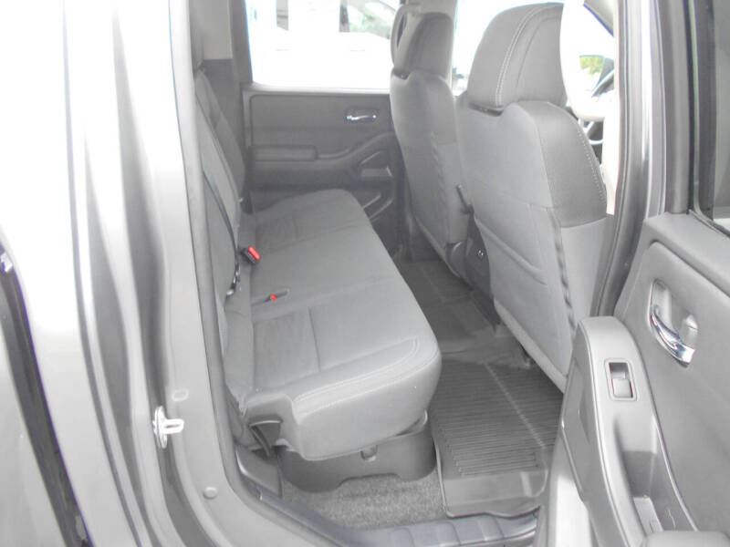 2024 Nissan Frontier