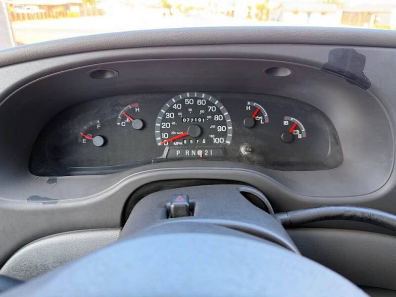 2003 Ford E-Series