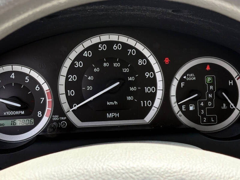 2008 Toyota Sienna CE 7-Passenger