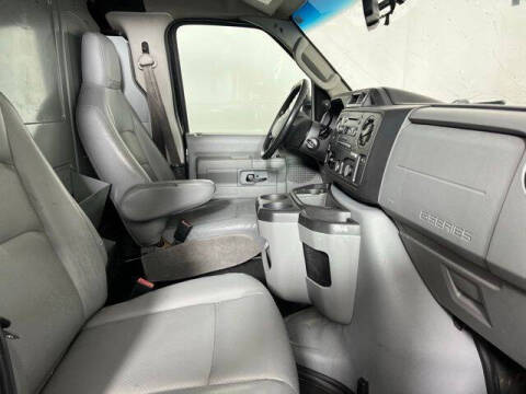 2013 Ford E-Series E-150