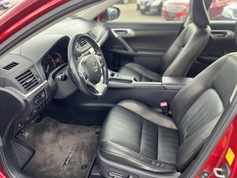 2011 Lexus CT 200h