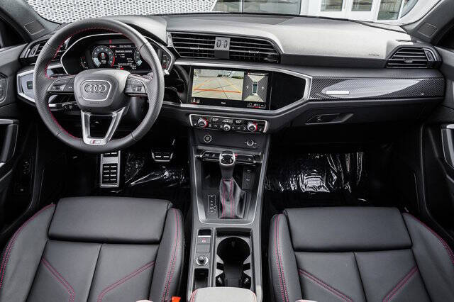 2025 Audi Q3 quattro S line Prem Plus 45 TFSI