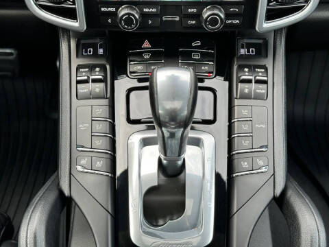 2016 Porsche Cayenne