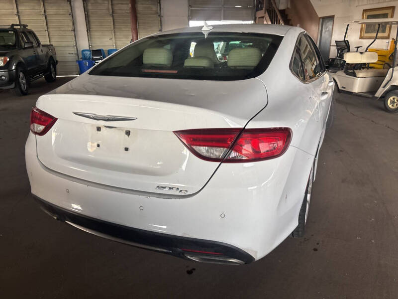 2015 Chrysler 200 C