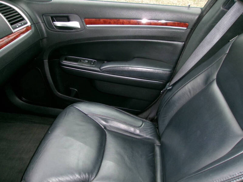 2012 Chrysler 300 Limited