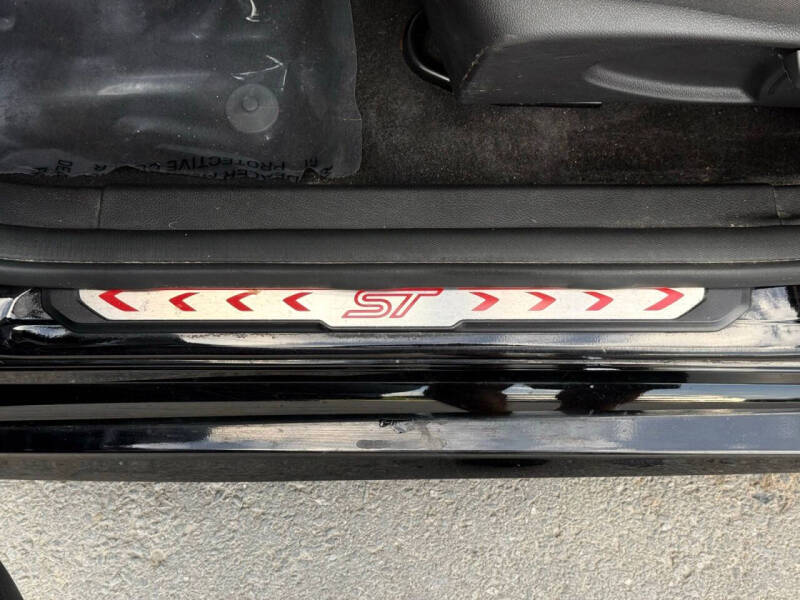 2018 Ford Focus ST