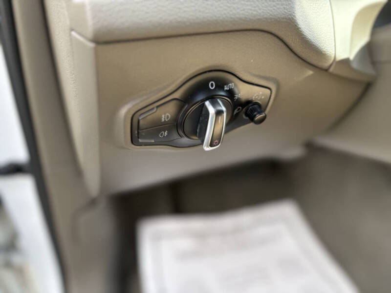 2012 Audi Q5 2.0T quattro Premium