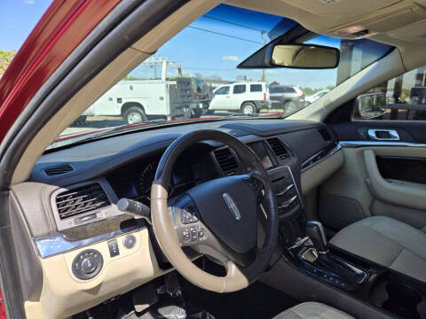 2016 Lincoln MKS