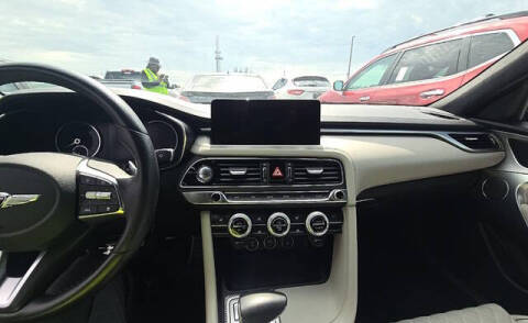 2023 Genesis G70