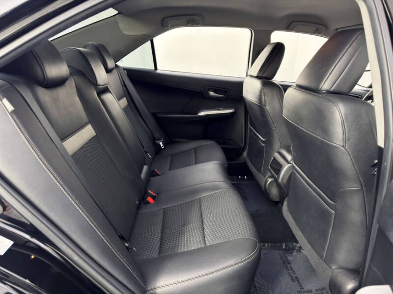 2014 Toyota Camry SE