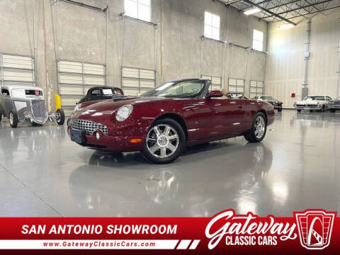 2004 Ford Thunderbird Deluxe