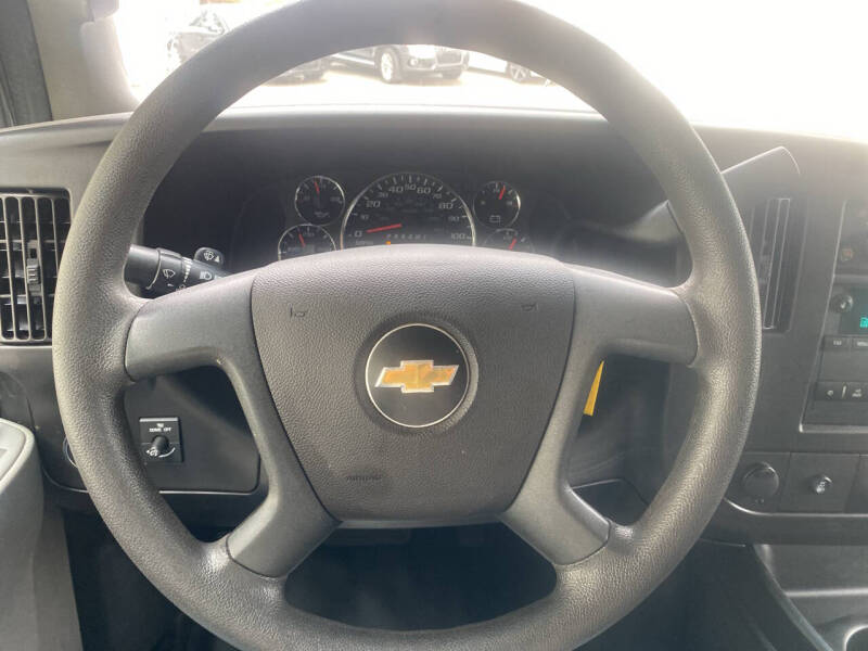 2019 Chevrolet Express 2500