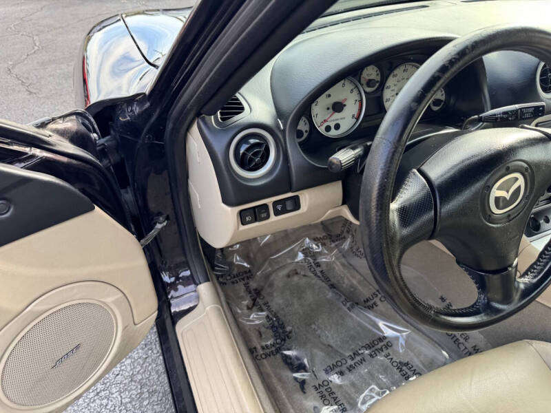 2005 Mazda MX-5 Miata LS