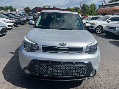 2016 Kia Soul for sale at SANAA AUTO SALES LLC in Englewood CO