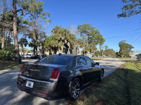2015 Chrysler 300 Limited
