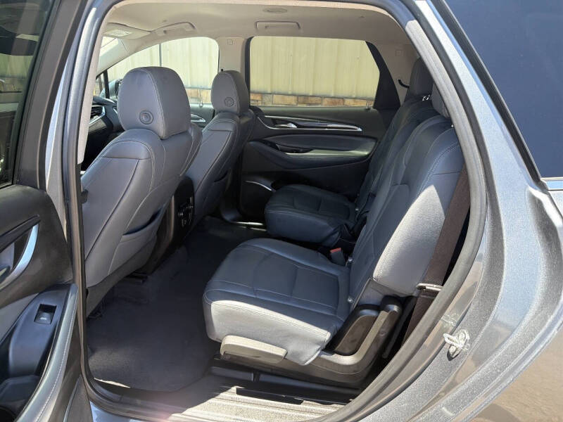 2021 Buick Enclave Essence