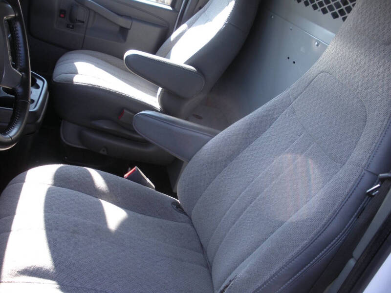 2016 Chevrolet Express 2500