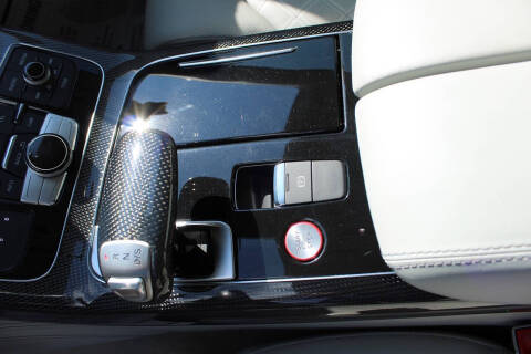 2013 Audi S8 4.0T quattro