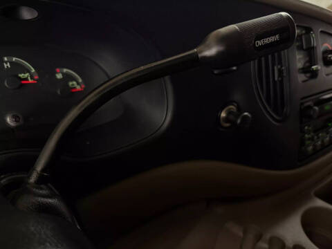 2002 Ford E-Series E-350 SD XLT