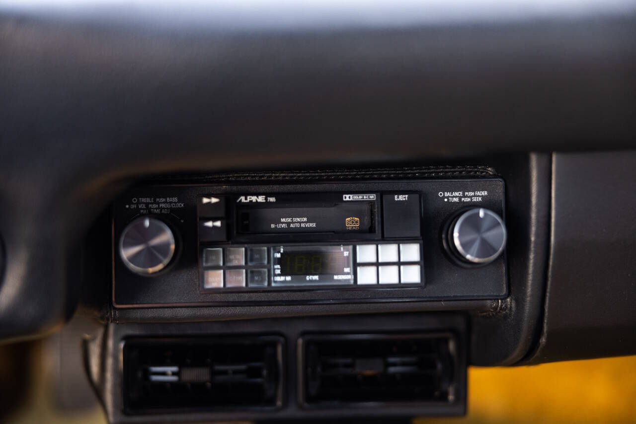 1983 Ferrari 308 36