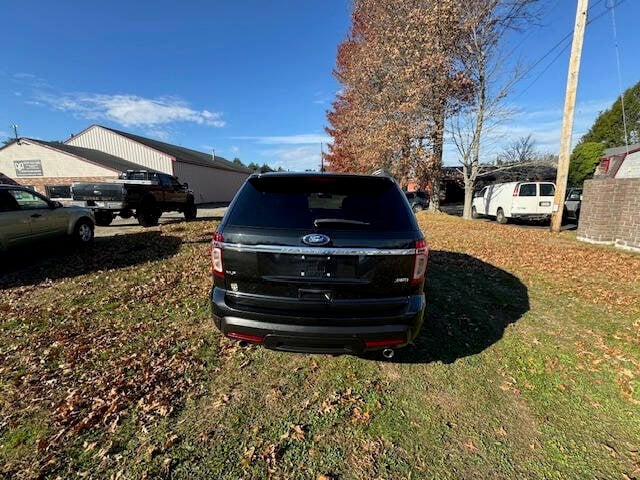 2013 Ford Explorer XLT photo 8